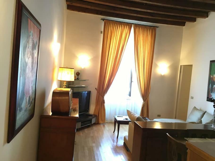 Suite Milan Exterior photo
